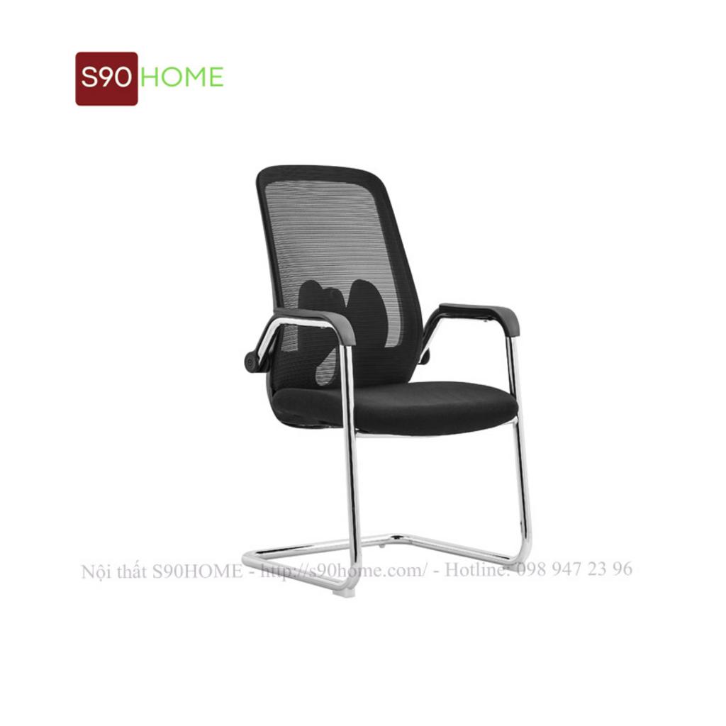 Ghế thiết kế đơn giản, không gối tựa đầu nhưng vẫn mang lại sự thoải mái cần thiết.