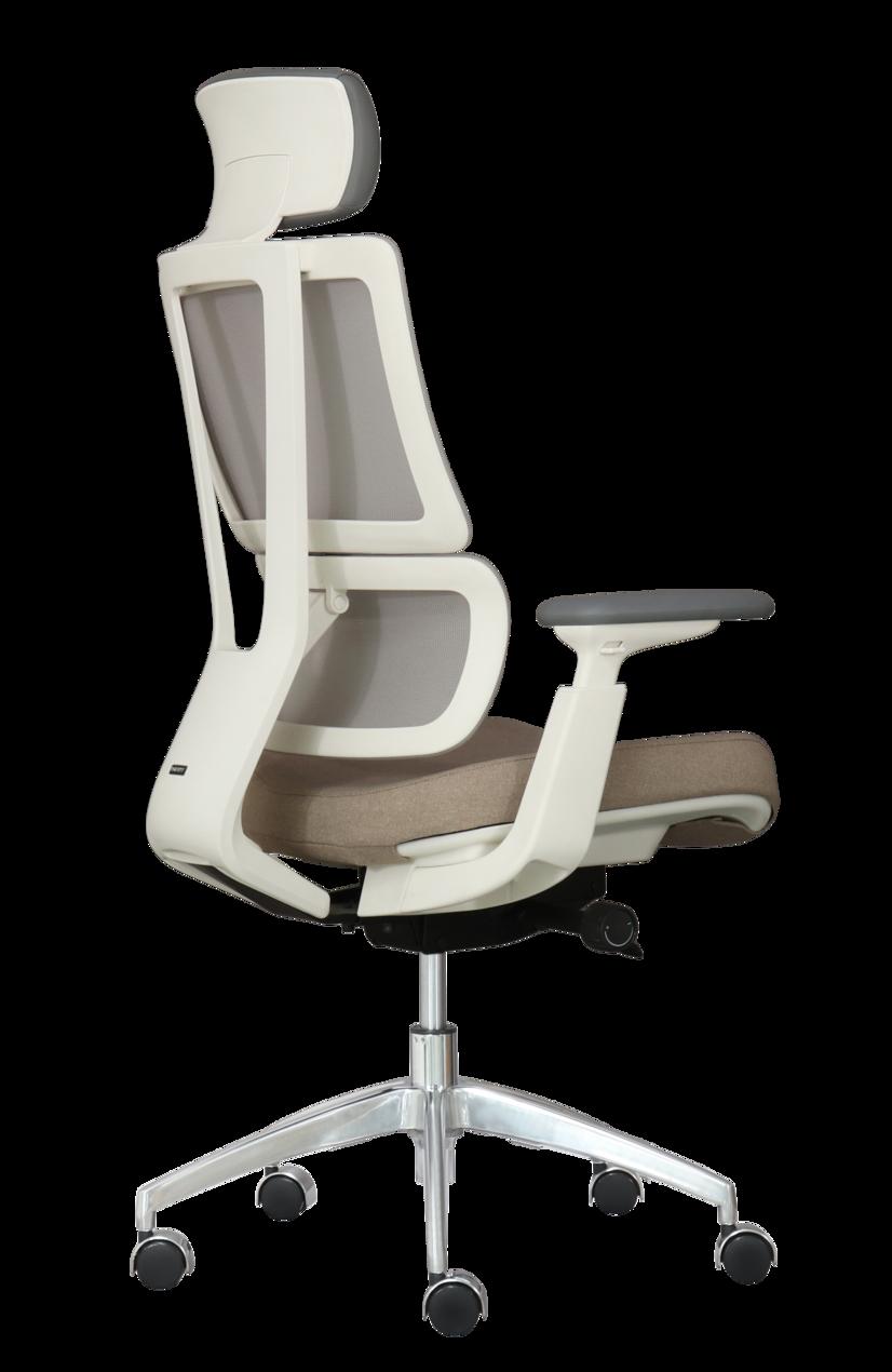 Tựa lưng bo cong ôm sát lưng — vừa giảm mỏi, vừa làm nổi bật không gian nội thất.