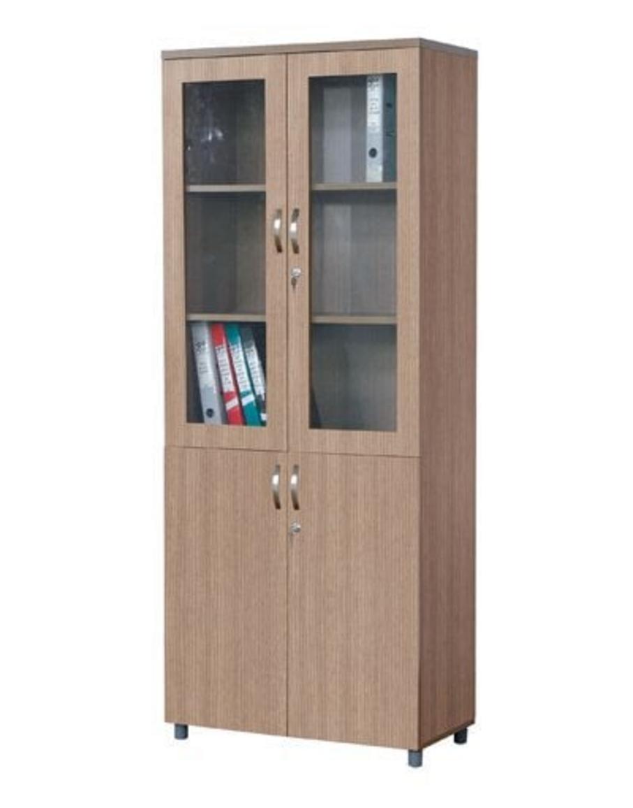 Tủ 5 ngăn 4 đợt giúp phân chia không gian lưu trữ hiệu quả.