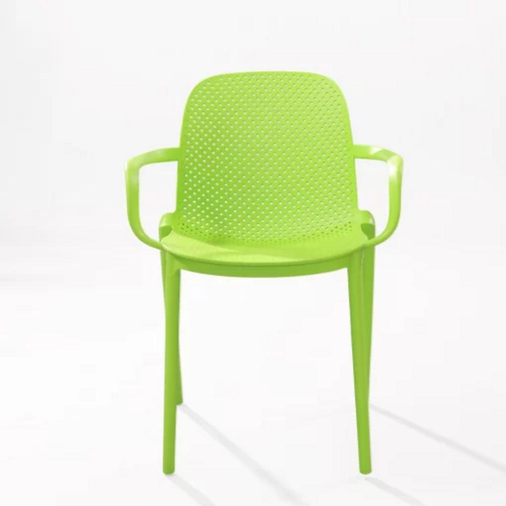 Ghế 3017 dễ dàng xếp chồng, tiết kiệm không gian hiệu quả.