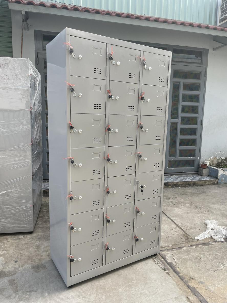 Tủ locker 21 ngăn 3 khoang 21C3K
