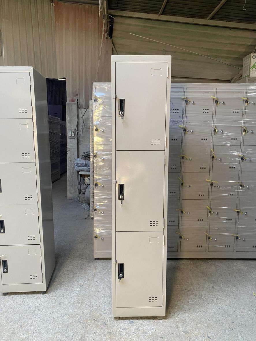 Tủ locker 3 ngăn 1 khoang 3C1K