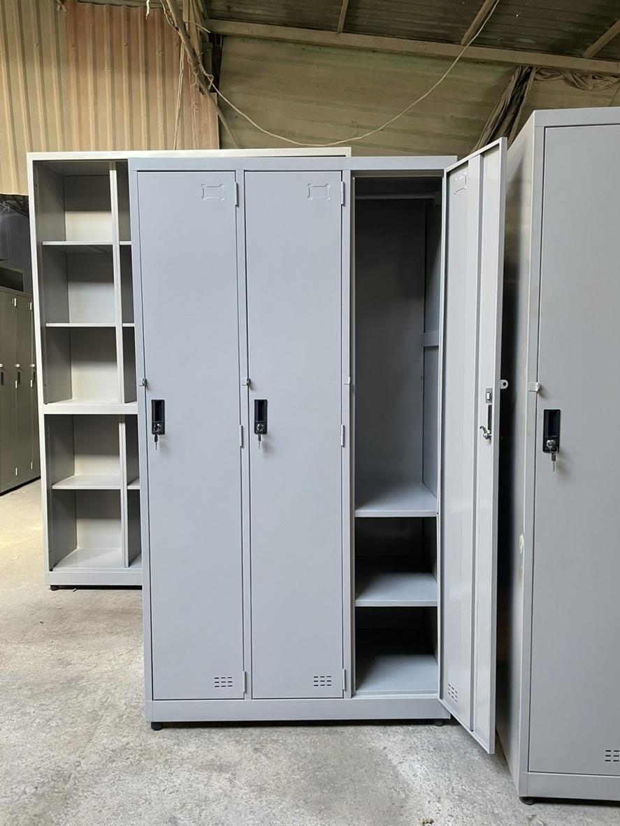 Tủ locker 3 ngăn 3 khoang 3C3K