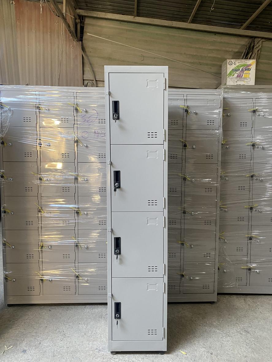Tủ locker 4 ngăn 1 khoang 4C1K