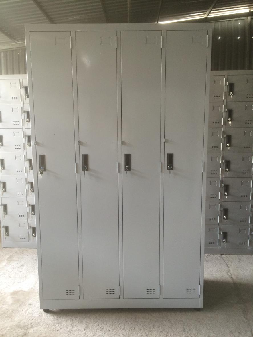Tủ locker 4 ngăn 4 khoang 4C4K — gọn gàng, bền bỉ, phù hợp khu văn phòng và nhà máy.