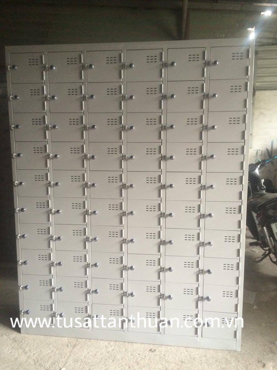Tủ locker 60 ngăn 6 khoang 60C6K — sức chứa cho 60 người, thiết kế tiết kiệm diện tích nhà máy và văn phòng.