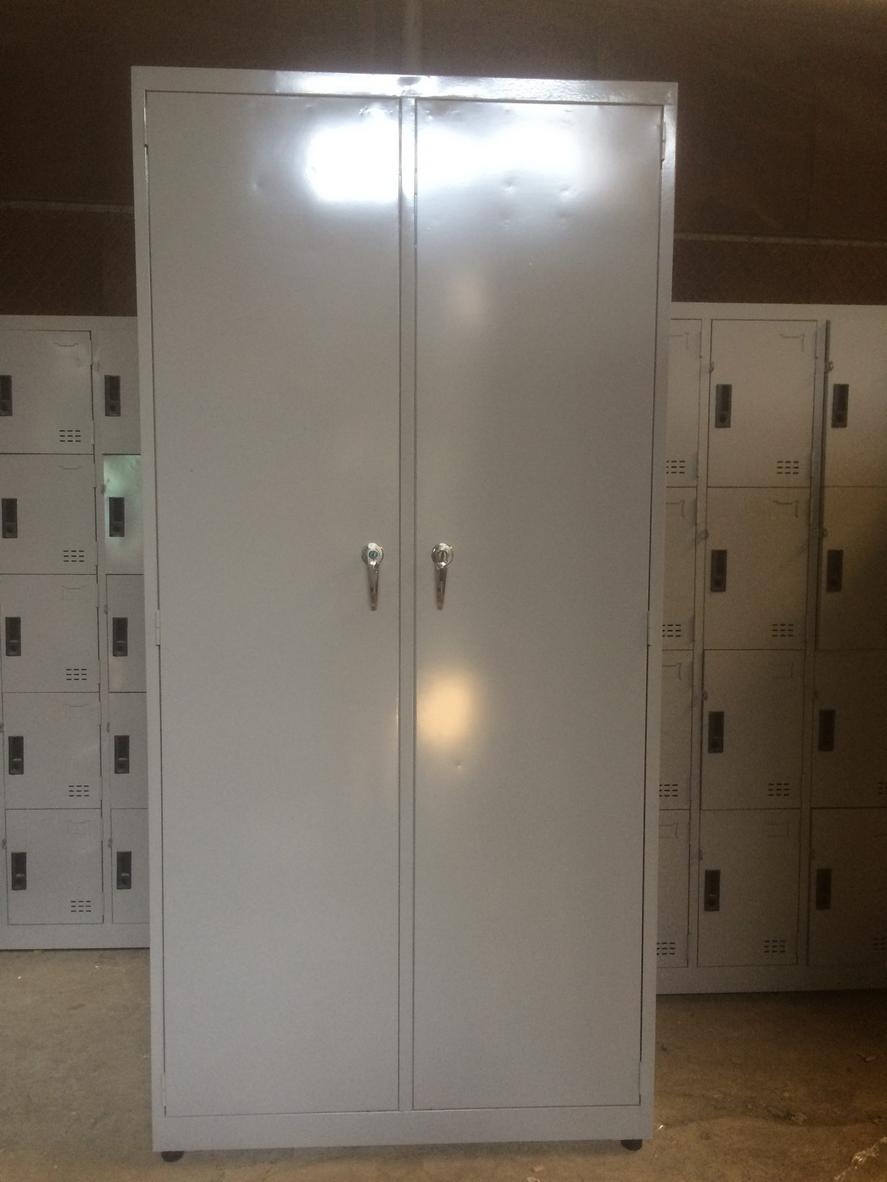 Tủ sắt 2 cánh khóa gạt TYC2C