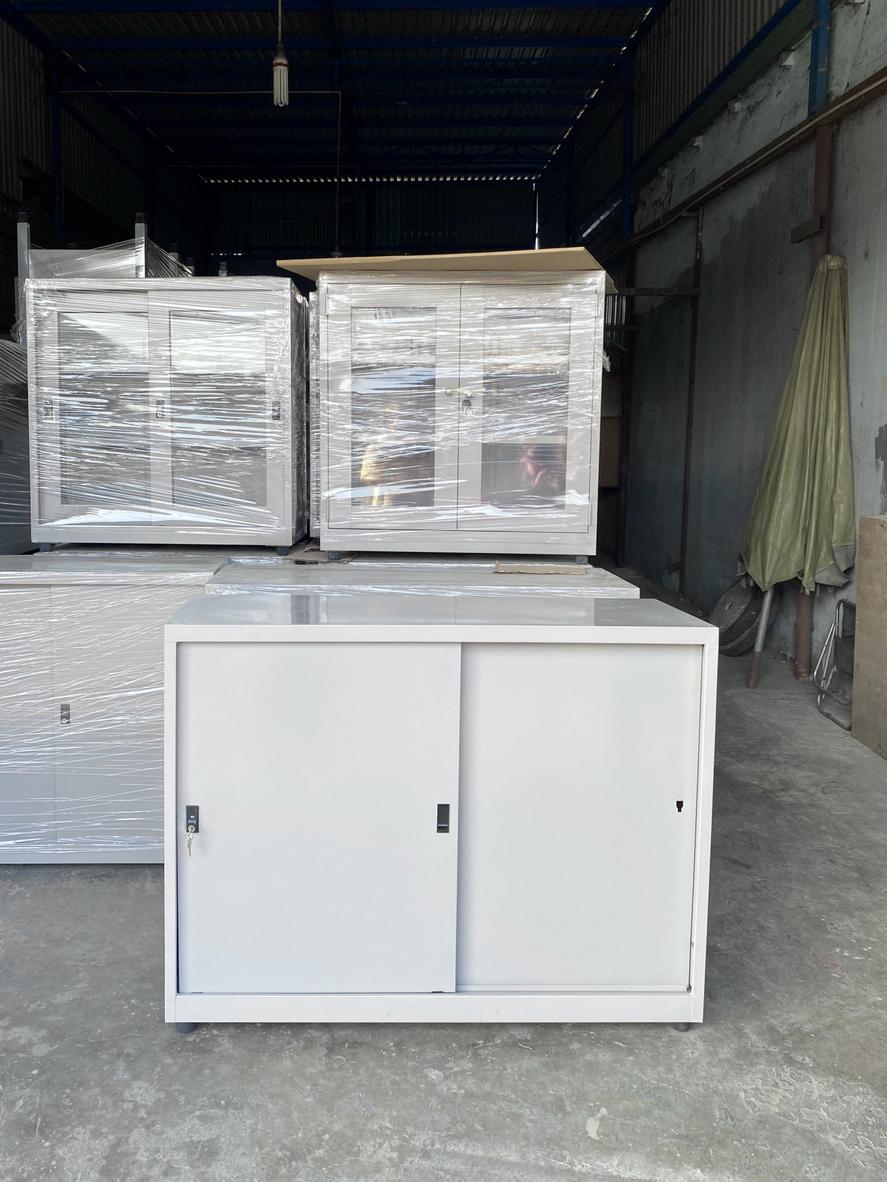 Tủ sắt đựng hồ sơ văn phòng 2 cửa lùa tole 2C3N-CL