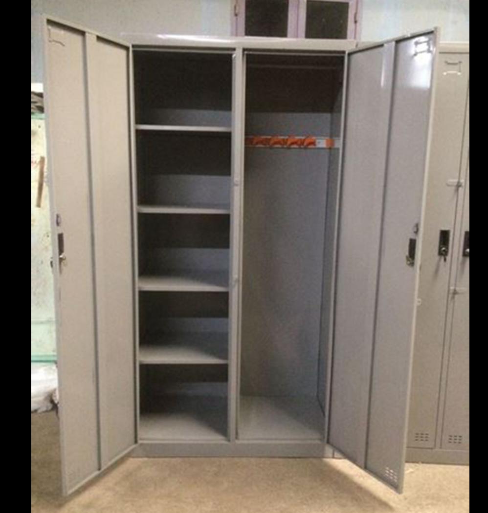 Tủ sắt TVS03: giải pháp lưu trữ dụng cụ vệ sinh gọn gàng, bền bỉ cho văn phòng và cơ sở công cộng.