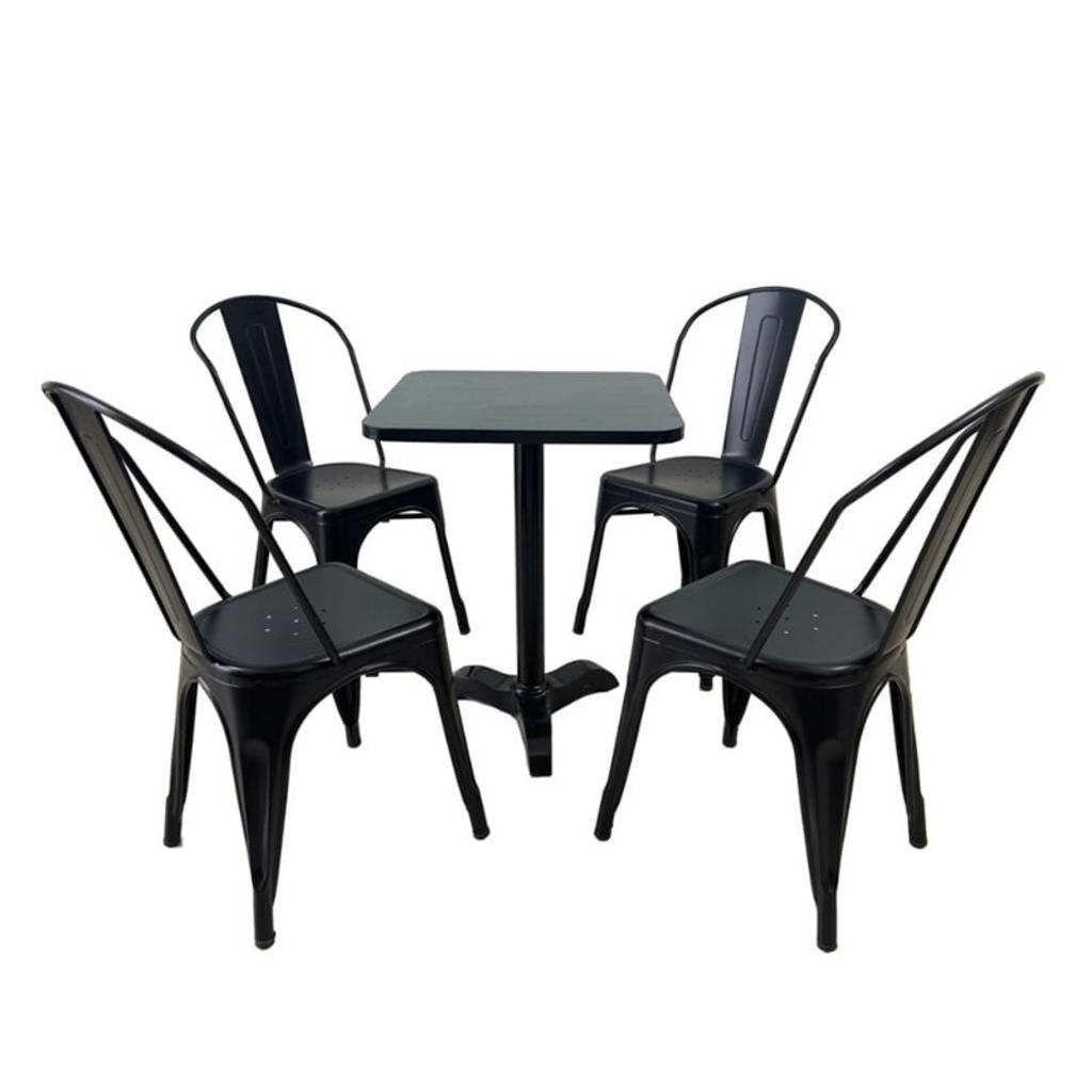 Tựa lưng cong uốn lượn mang lại sự thoải mái tối ưu cho người dùng.