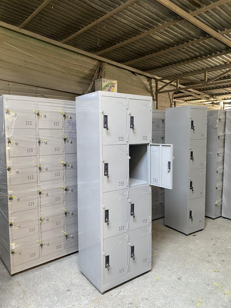 Thép tole 0.5–0.7 mm với sơn tĩnh điện cho tuổi thọ cao và dễ bảo dưỡng.