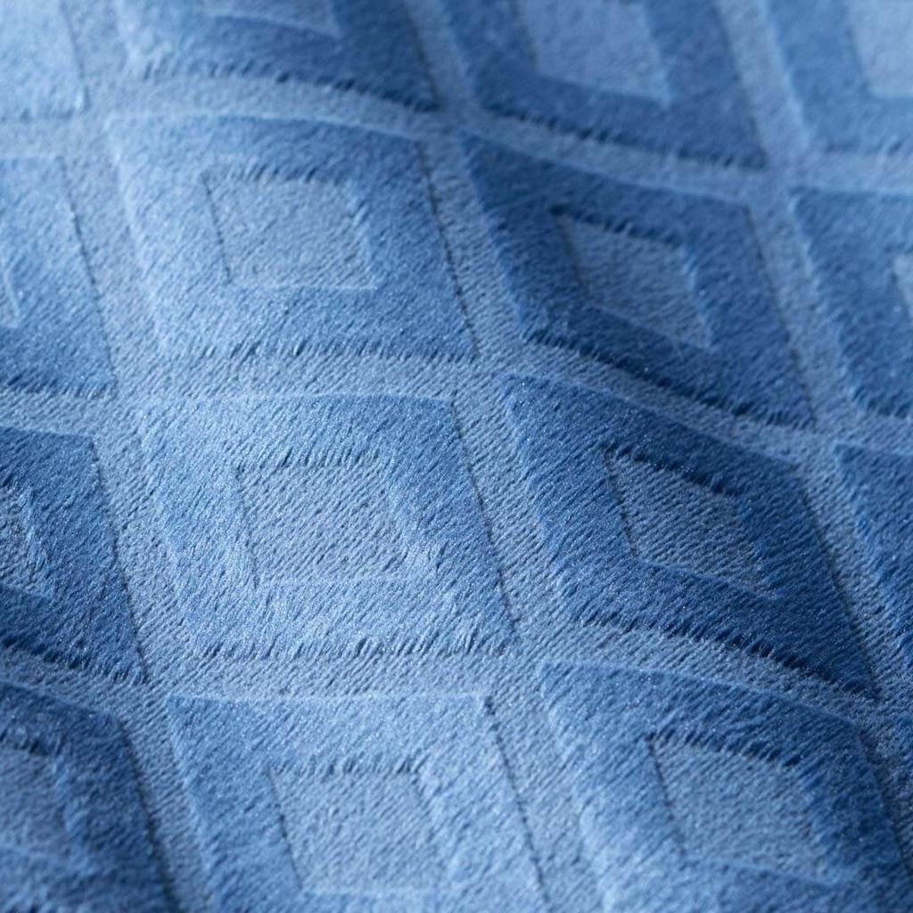 Chăm sóc dễ dàng: giặt máy an toàn và không rụng lông.