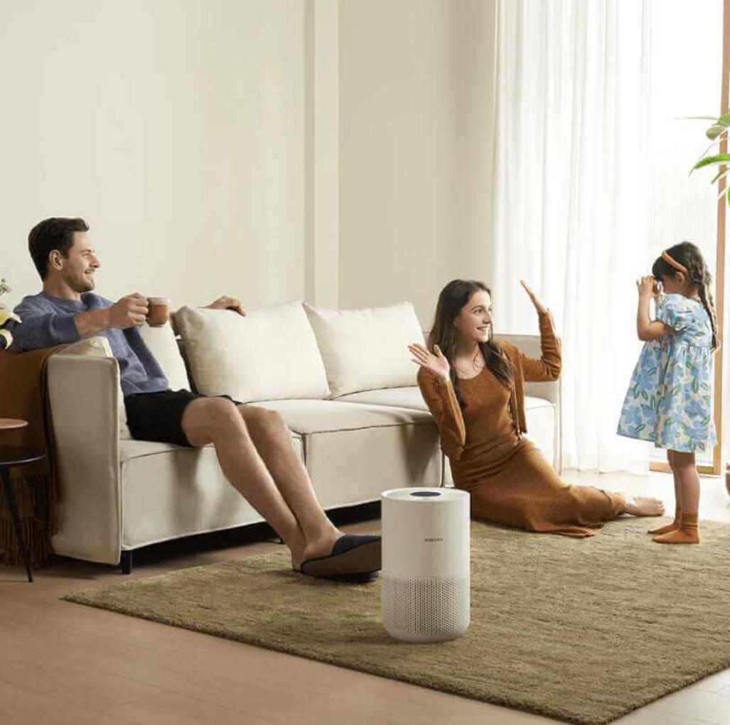 Bộ lọc 3‑in‑1 (lọc thô + True HEPA H13 + than hoạt tính) — lọc 99.97% PM0.3.