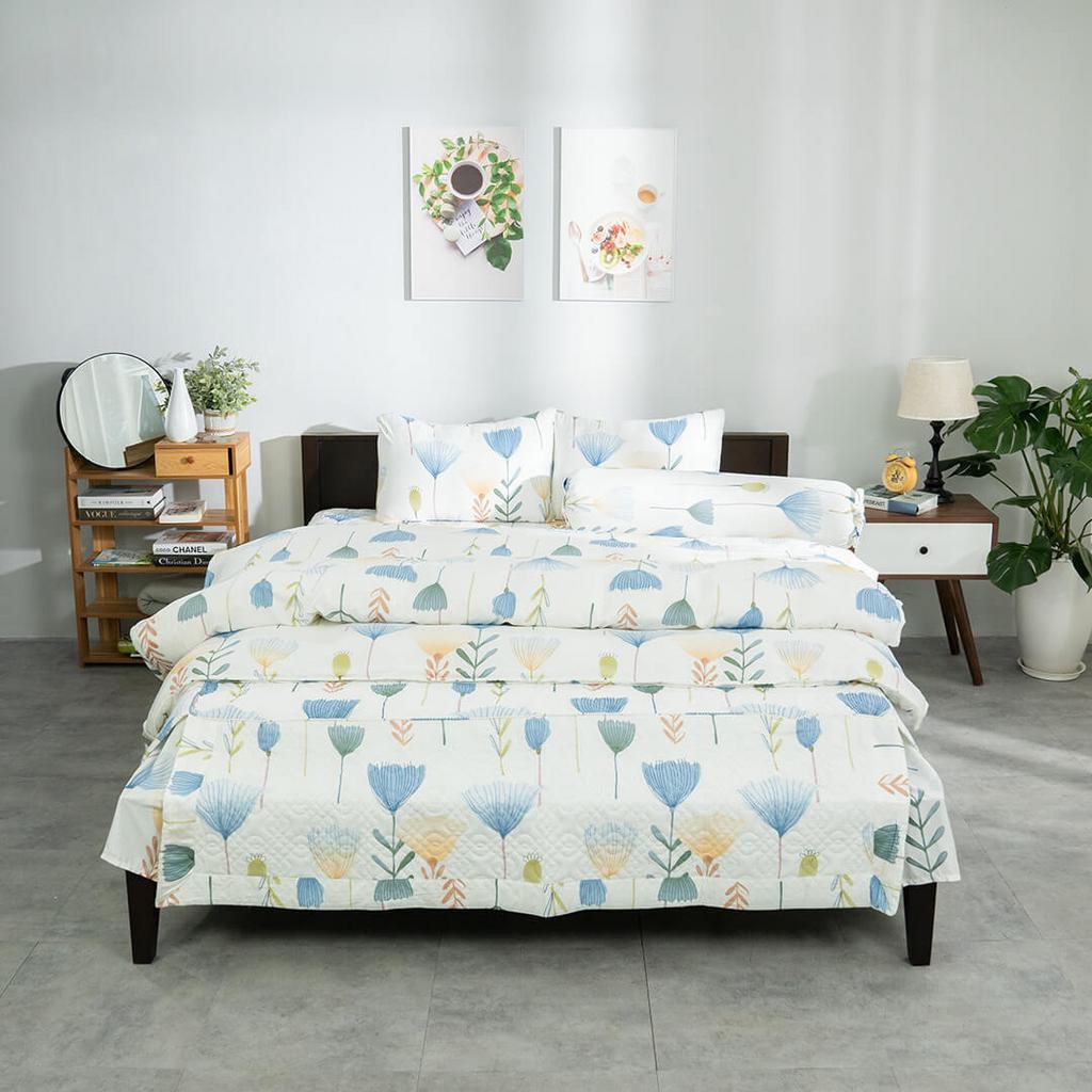 Bộ phủ AMD Modal MD1 5 chi tiết trên giường hiện đại — tông MD1 trang nhã dễ phối nội thất.