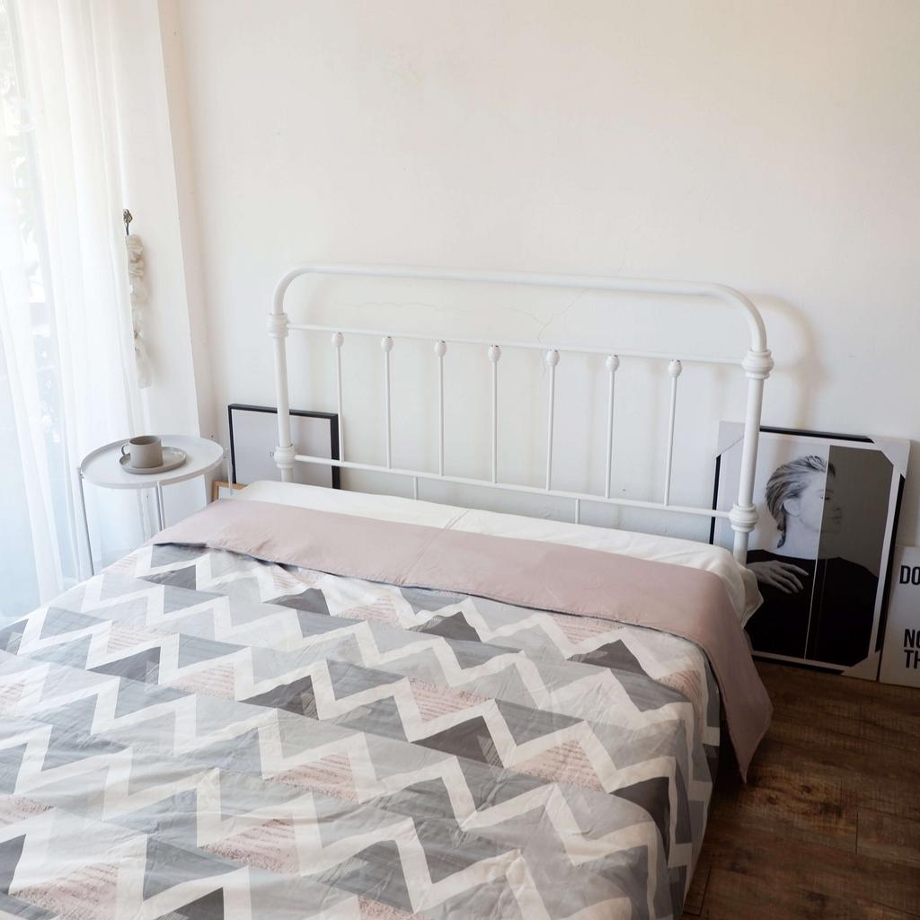 Cấu trúc chần bông mỏng: ấm, nhẹ, dễ cuộn gấp.