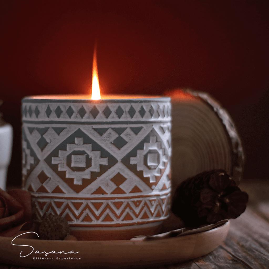 Chất liệu gốm sứ cao cấp với lớp men mịn bảo vệ họa tiết Tribal.