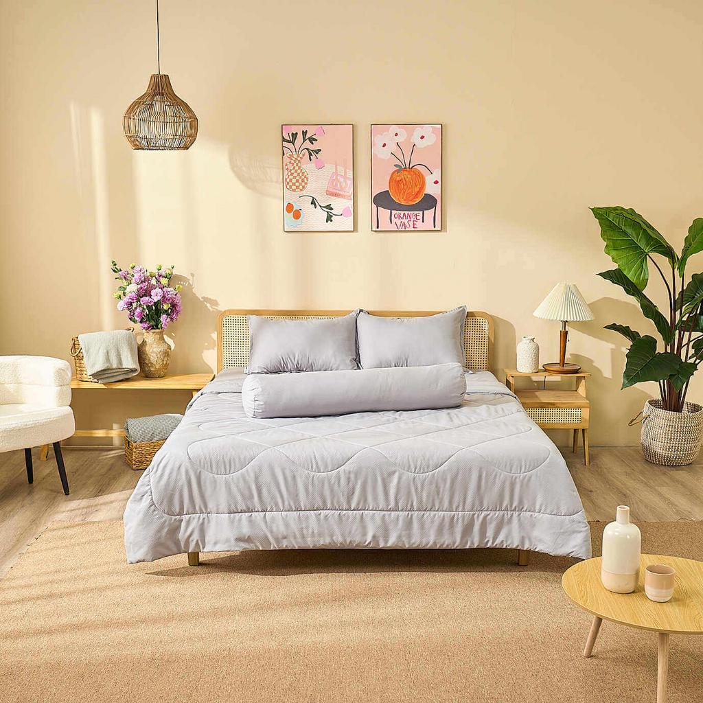 Cận cảnh vải Jacquard dập nổi, thể hiện độ mềm và họa tiết rõ nét.