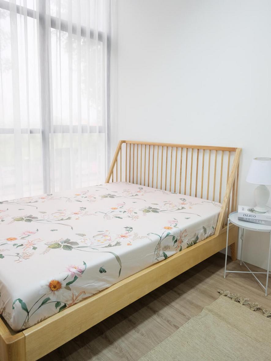 Cận cảnh sợi Tencel 60s: mềm mượt, bóng nhẹ và mát khi chạm.