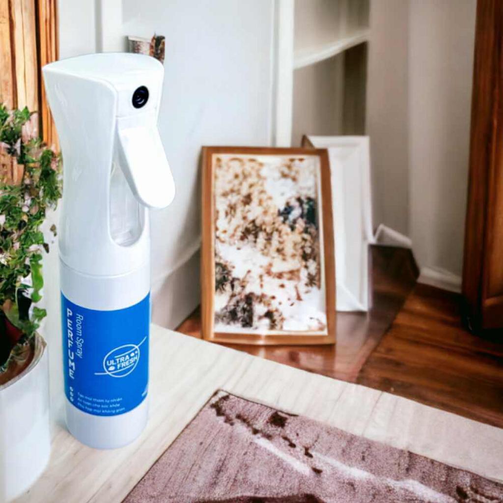 Công nghệ Nano Bạc giúp ức chế vi khuẩn gây mùi, mang lại không khí sạch hơn ngay sau xịt.