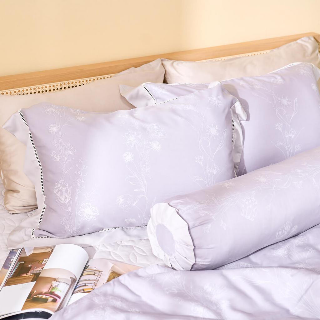 Phong cách trẻ trung, dễ phối cho mọi phòng ngủ.