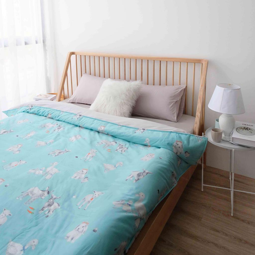 Texture cotton cao cấp — mềm mịn, phù hợp da nhạy cảm.