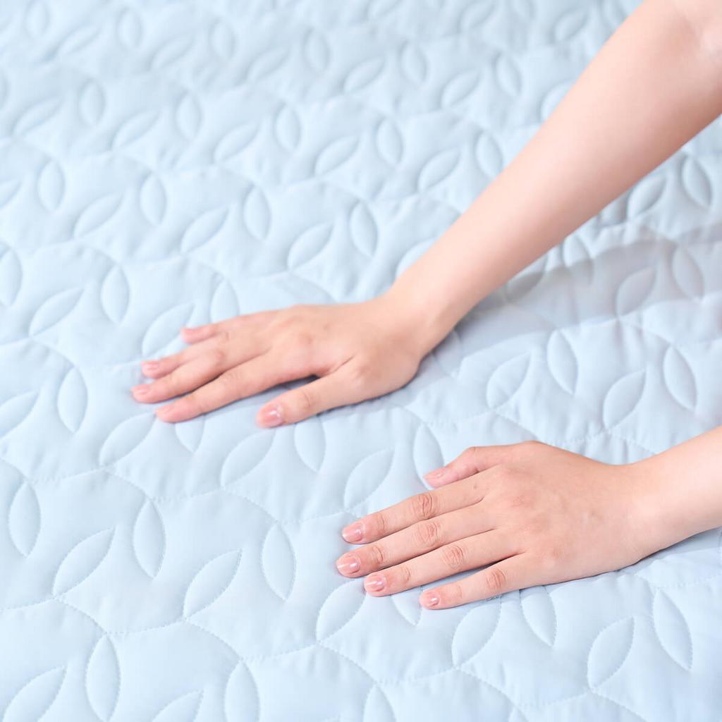 Bộ 5 chi tiết đầy đủ: dễ phối ghép và phù hợp với nhiều kích thước nệm.