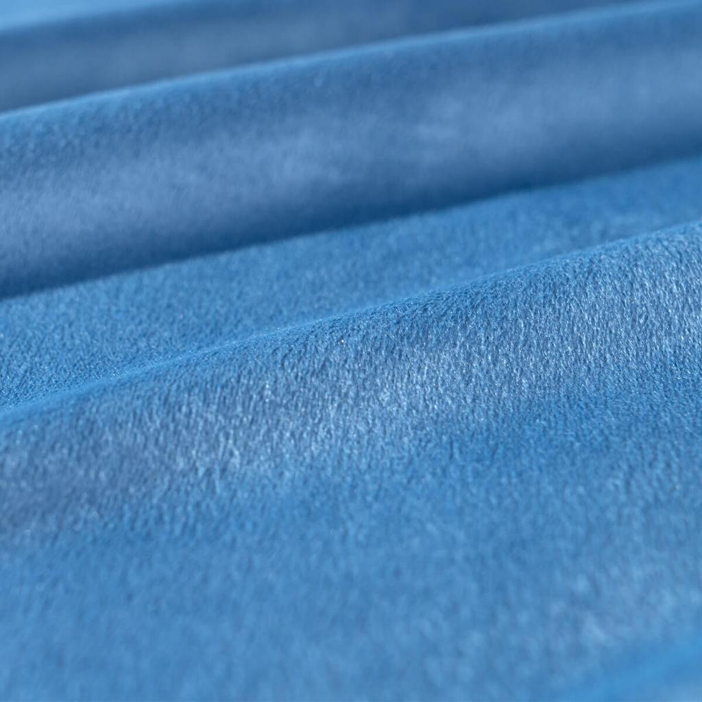 Bộ 3 chi tiết: fitted sheet + 2 vỏ gối nằm + 1 vỏ gối ôm.