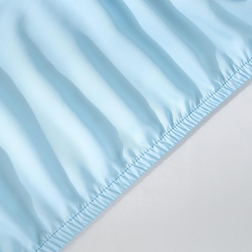 Dễ bảo quản nếu tuân thủ hướng dẫn giặt — bền lâu hơn.