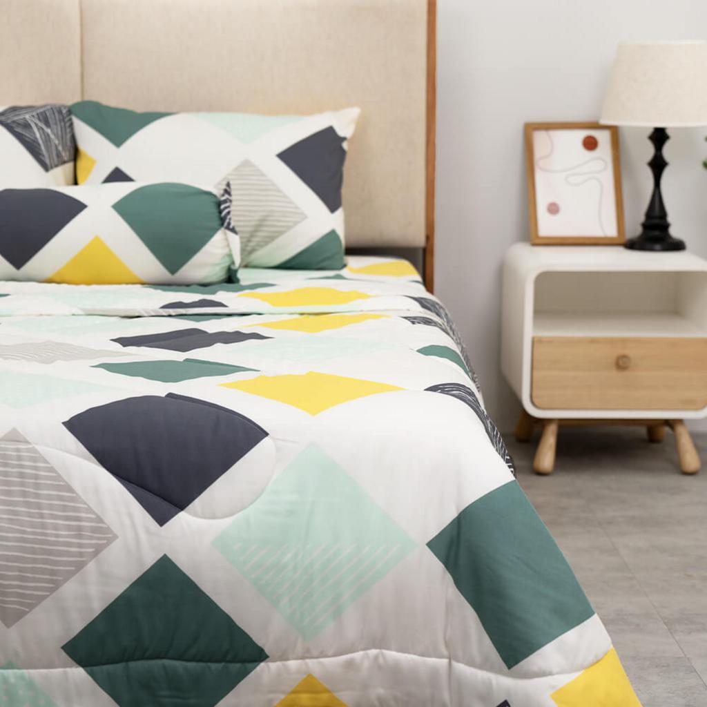 Ga chun ôm sát giúp ga luôn căng phẳng và không tụt khi sử dụng.