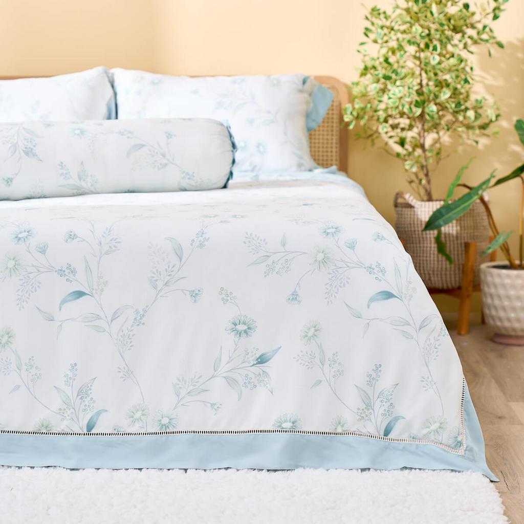 Cận cảnh sợi Lyocell: bề mặt mịn, bóng nhẹ và thoáng khí.