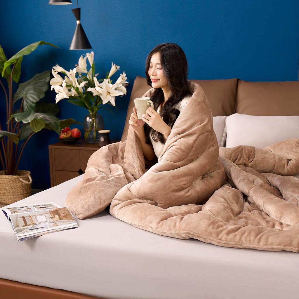 Cận cảnh vải nhung tuyết Flannel kết hợp Rayon — mềm mại, thân thiện với da.