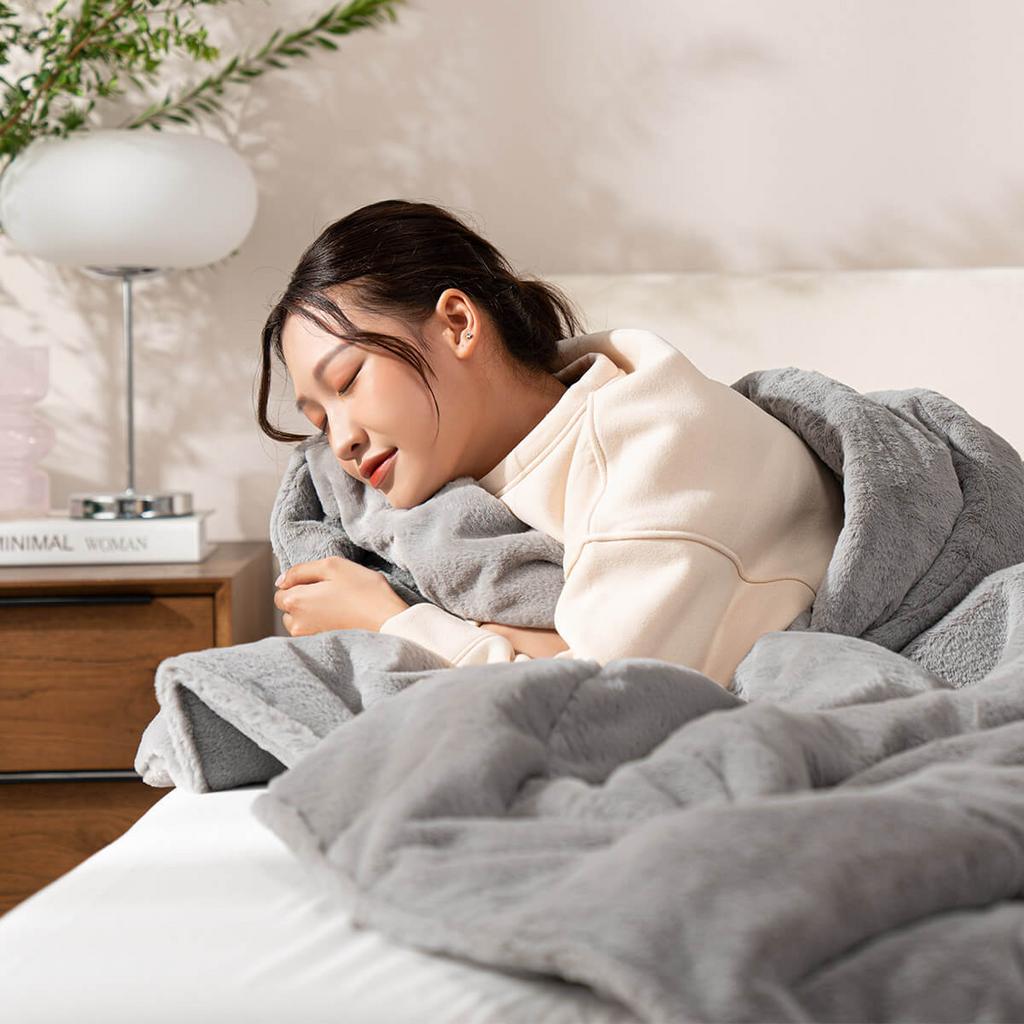 Hướng dẫn giặt: máy nước lạnh, chu trình nhẹ, sấy nhiệt thấp — phù hợp cho gia đình bận rộn.