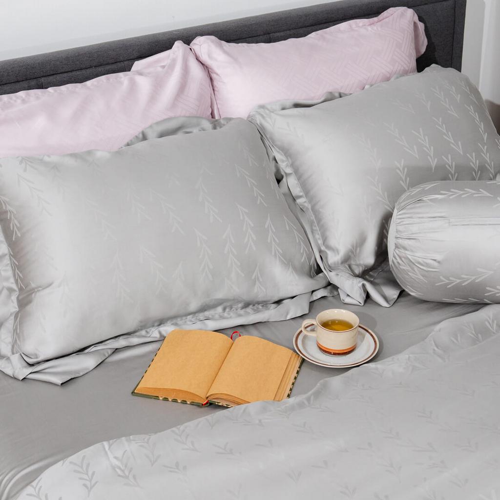 Bộ chăn ga Amando Lagom 5 chi tiết màu xám — mát, mềm và sang trọng.