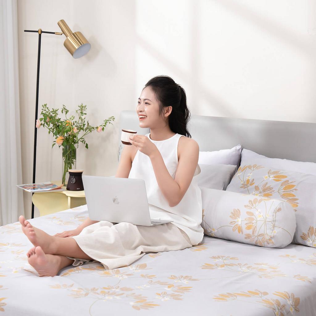 Bộ ga chun Tencel Amando Celia TP008 trải giường đẹp, tôn chất liệu mát và mềm mại.