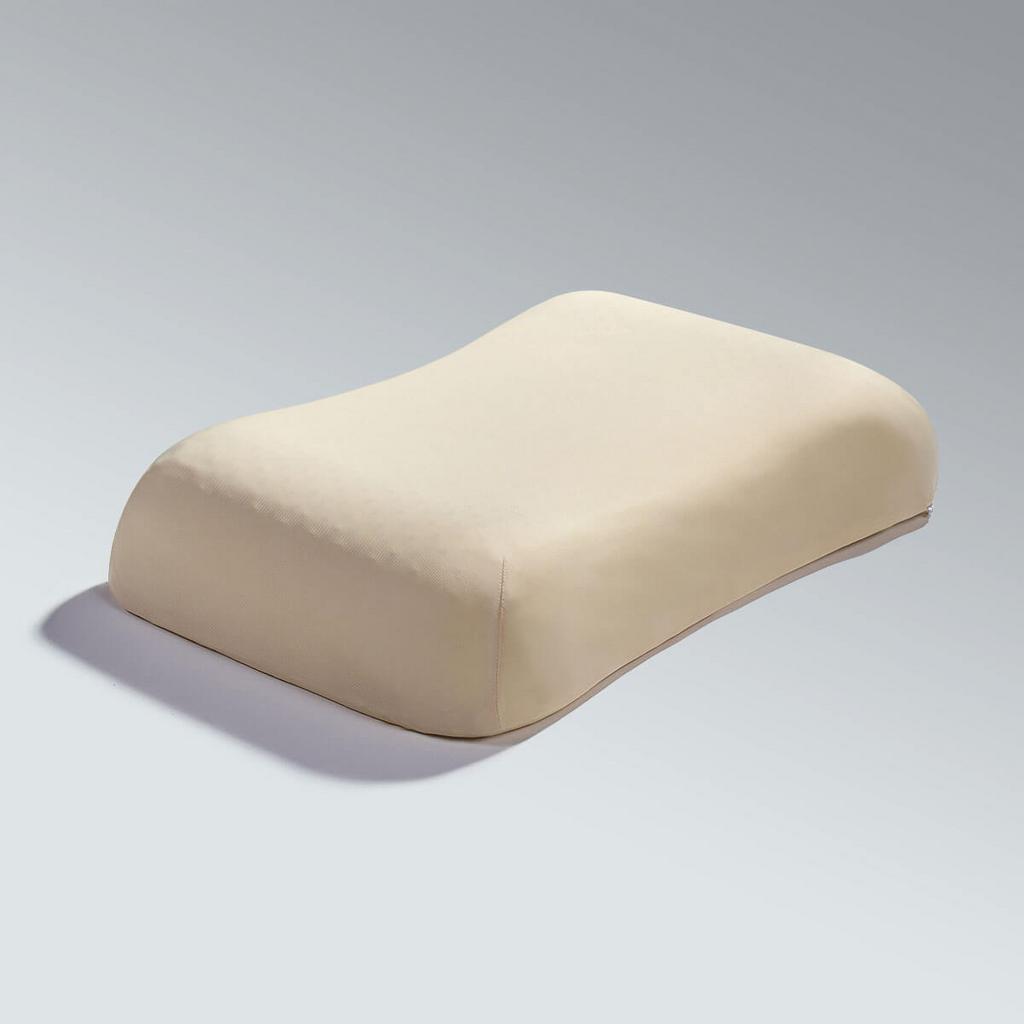 Gối Gummi Butterfly - Thiết kế cánh bướm ôm vai, 100% cao su thiên nhiên.