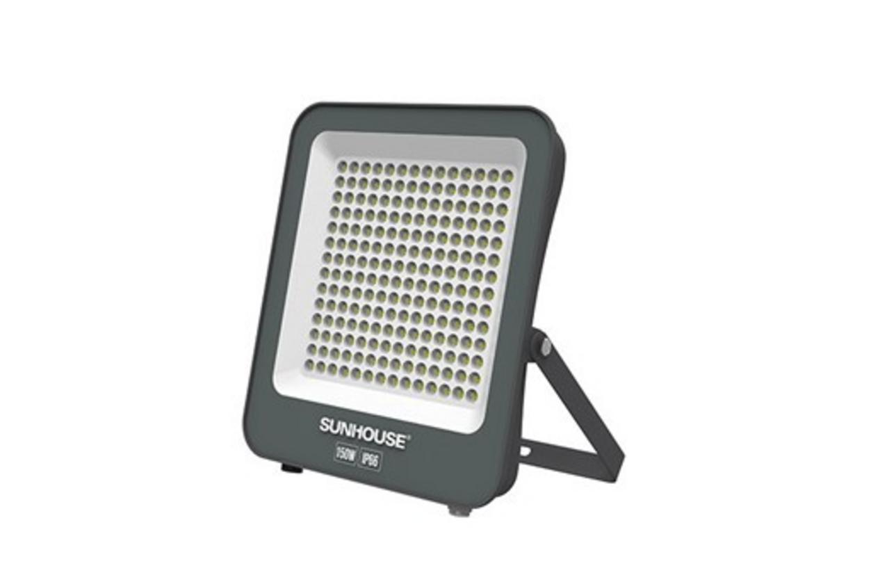 Hiệu suất cao giúp giảm tiêu thụ điện nhưng vẫn đảm bảo độ sáng.