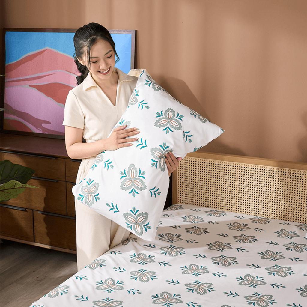 Họa tiết tinh tế giúp không gian phòng ngủ hài hòa.