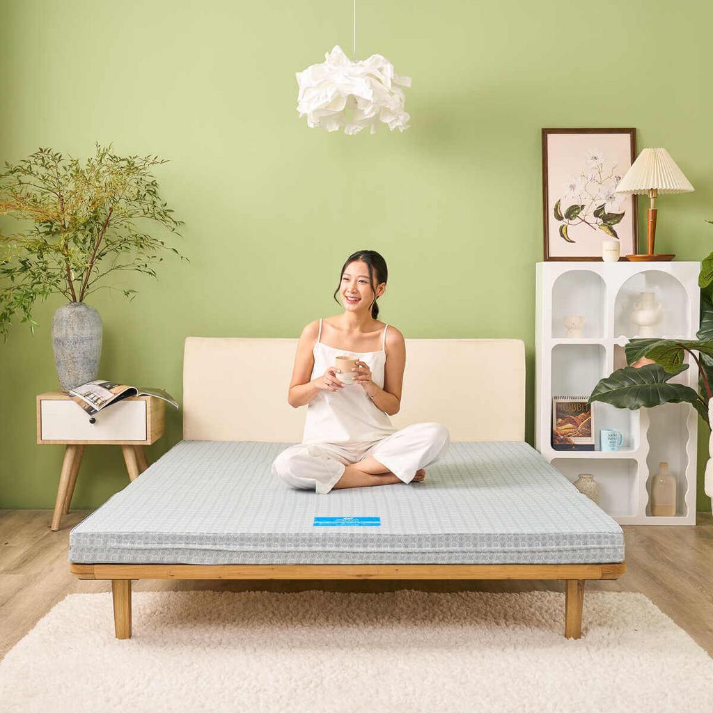 Tính năng kháng khuẩn của dòng Pure & Fresh giúp nệm sạch và an toàn cho gia đình.