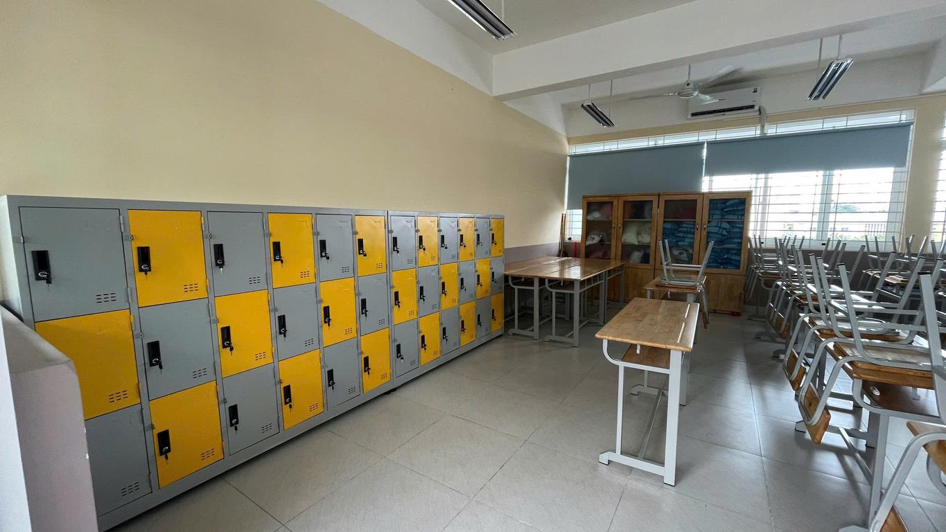 Khóa nhập khẩu, mỗi ô khóa riêng — tăng cường bảo mật cho đồ dùng học sinh.