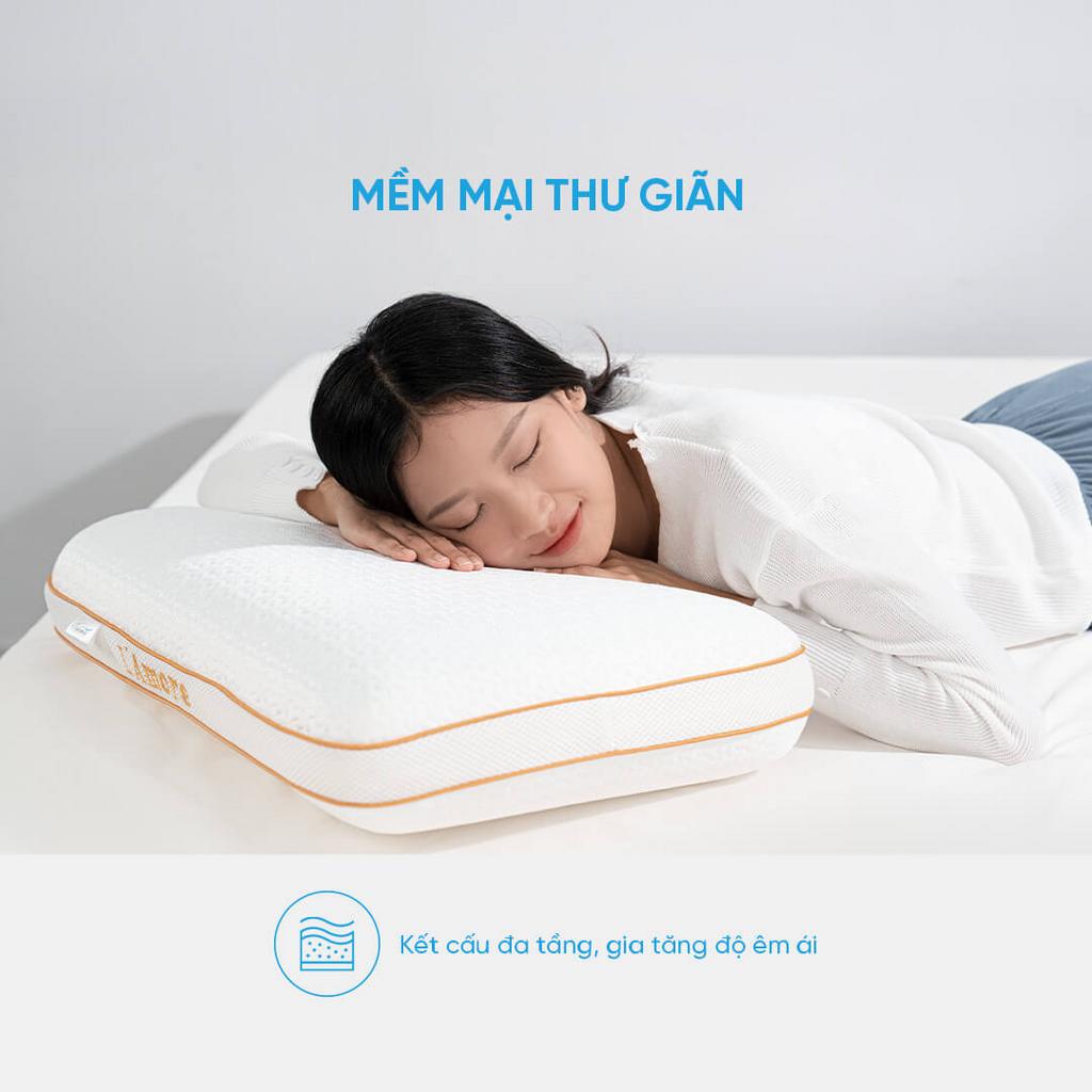 Kích thước tiêu chuẩn 35x55 cm — phù hợp đa số tư thế ngủ.