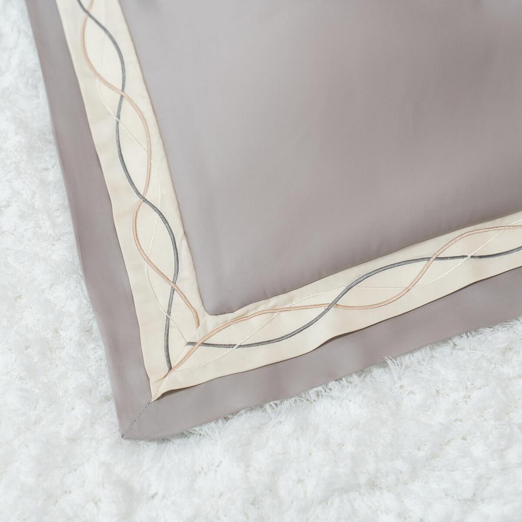 Màu xám dập nổi — phối hợp hài hòa với nhiều phong cách.