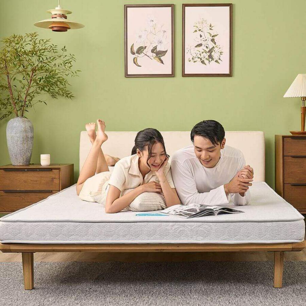 Nệm Wonjun Pure Premium 12cm gấp 2 — nâng đỡ vững chắc, phù hợp phòng nhỏ.