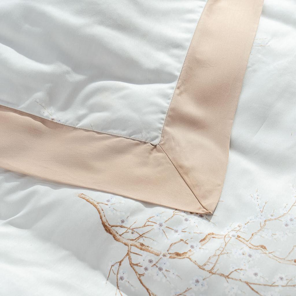 Bảng thông số kỹ thuật trình bày rõ ràng cho di động.