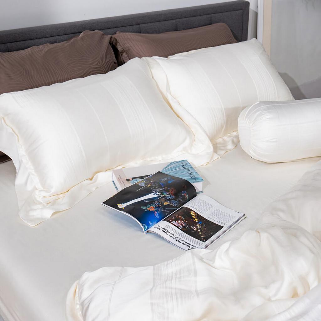 Cận cảnh vải Tencel Jacquard — cấu trúc sợi mịn, thoáng khí và bóng nhẹ.