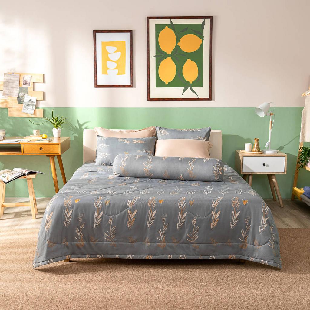 Thấm hút mồ hôi tốt — phù hợp khí hậu nóng ẩm Việt Nam.