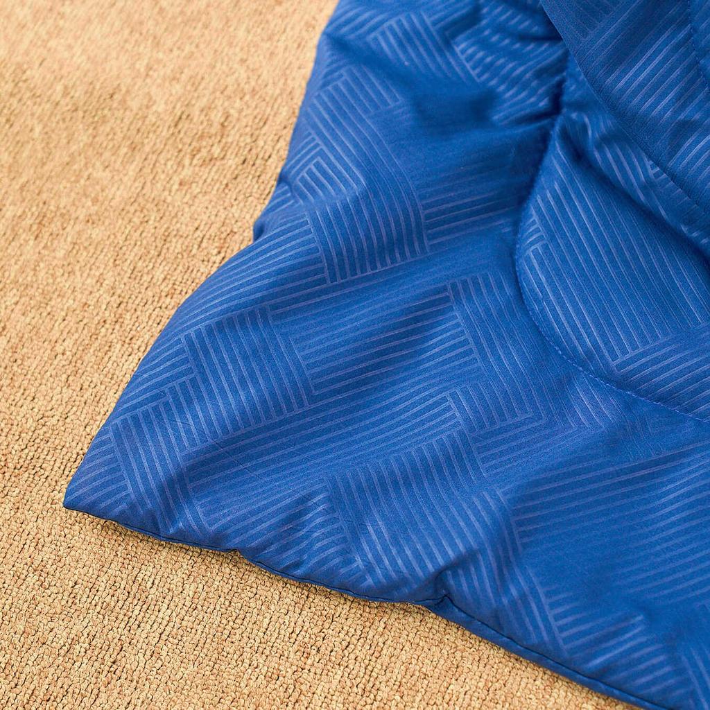 Minh họa các kích thước và cách phối đồ trong phòng ngủ.