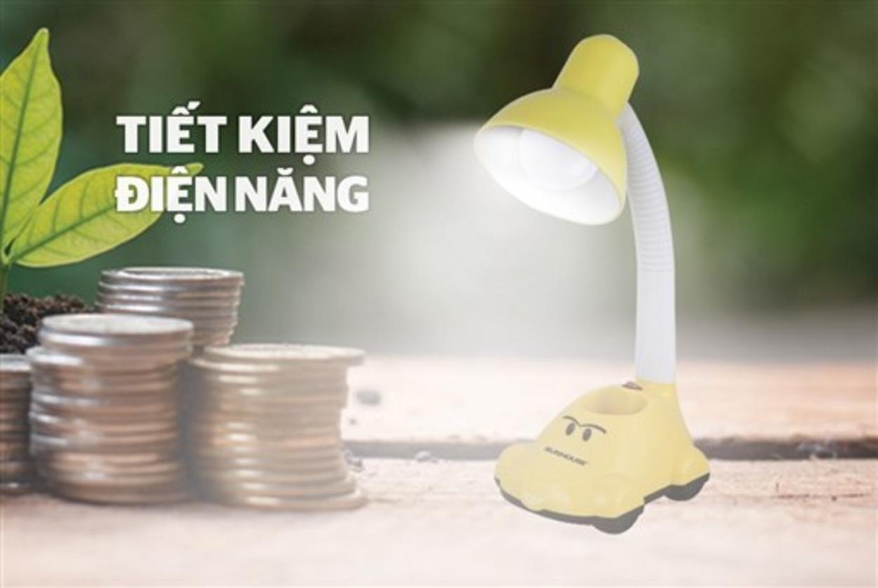 Đế ô tô có hộc bút — trang trí và tiện dụng