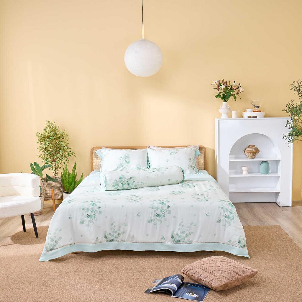 Mật độ dệt ~133×72 cho bề mặt mịn và ít nhăn.