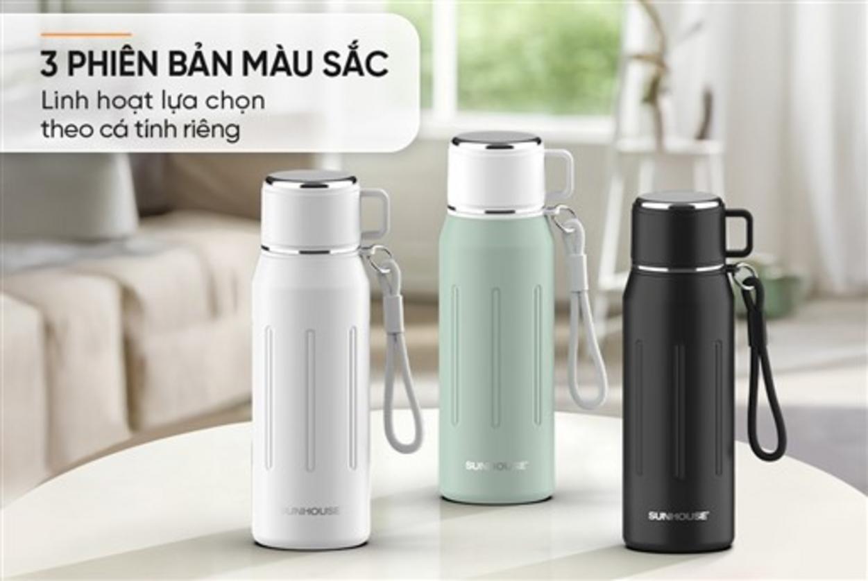 Kích thước gọn, trọng lượng 433g và gioăng silicon chống rò rỉ — mang theo dễ dàng.