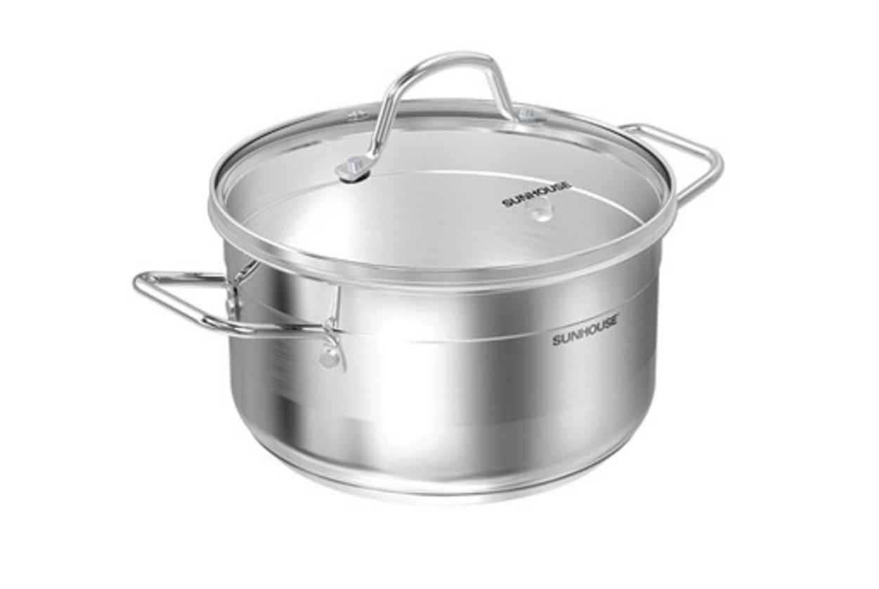 Đáy 5 lớp (Inox 430 + nhôm + Inox 304) — truyền nhiệt nhanh và đều.